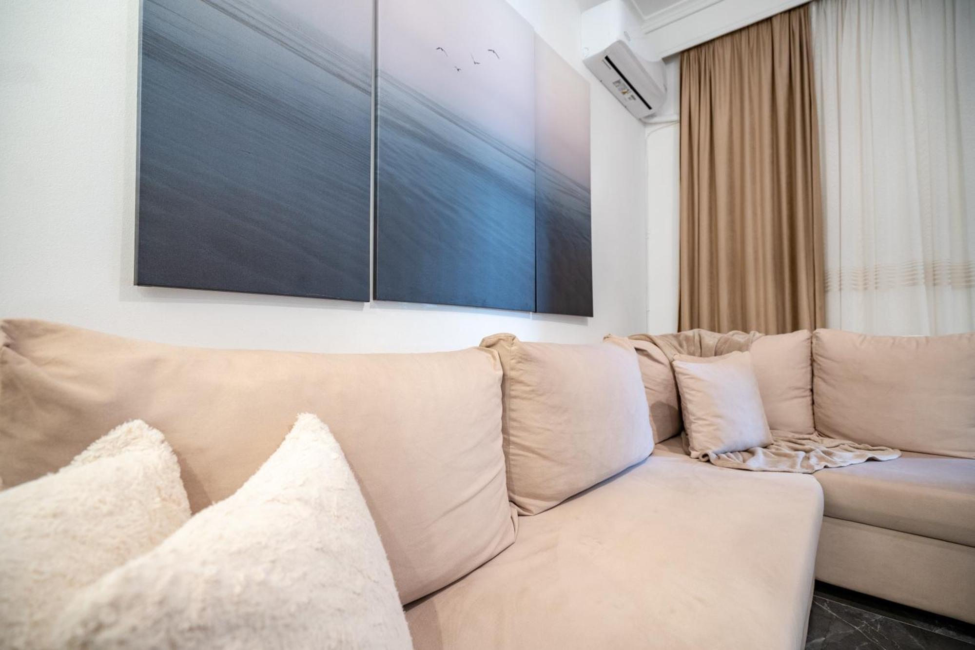 Neo Irakleio Train St. 1 Bedrm 4 Pers. Apartment Athene Buitenkant foto