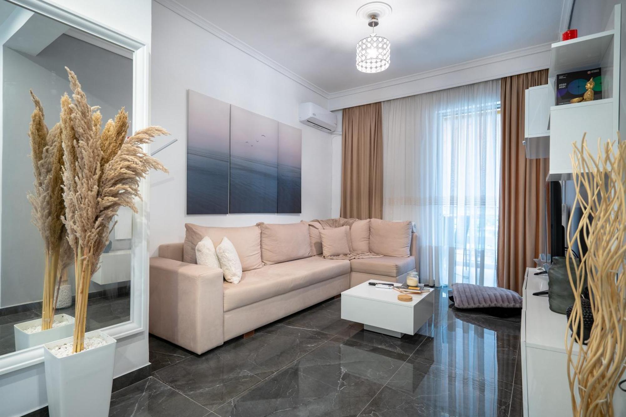 Neo Irakleio Train St. 1 Bedrm 4 Pers. Apartment Athene Buitenkant foto